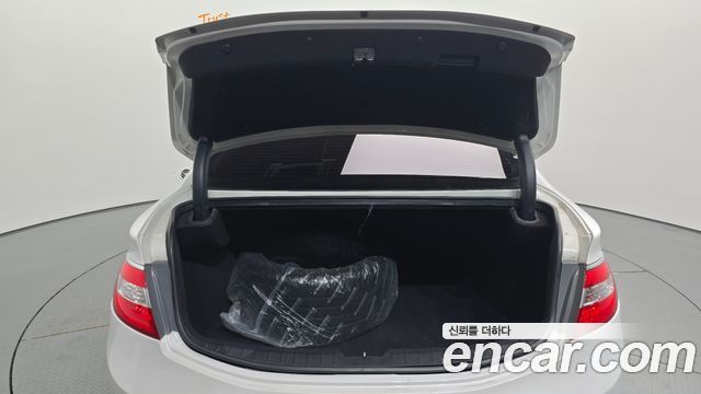 Hyundai Grandeur 2012 — photo 19