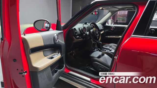 Mini Countryman 2017 — photo 10