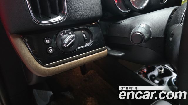 Mini Countryman 2017 — photo 14