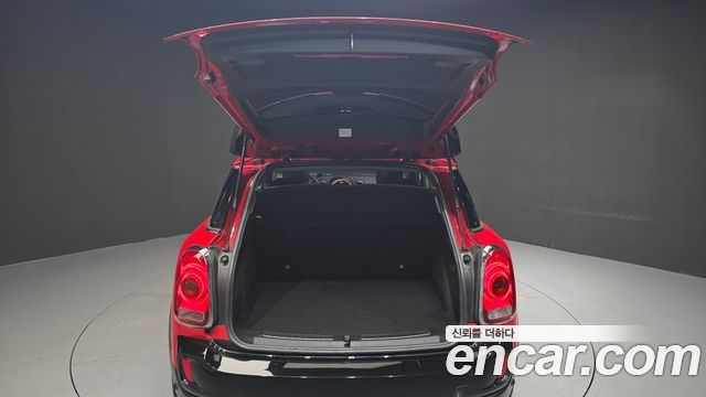 Mini Countryman 2017 — photo 19