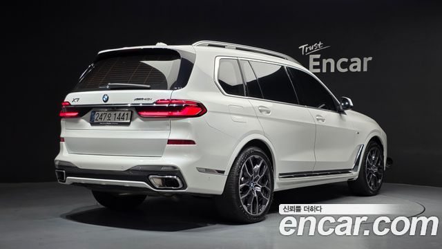 BMW X7 2025 — photo 2