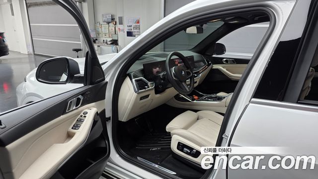 BMW X7 2025 — photo 13
