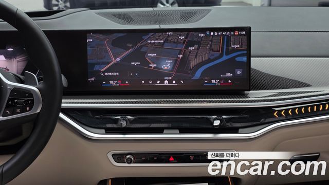 BMW X7 2025 — photo 18