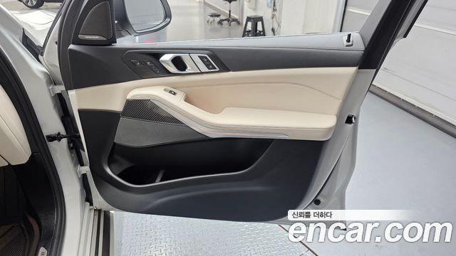 BMW X7 2025 — photo 15