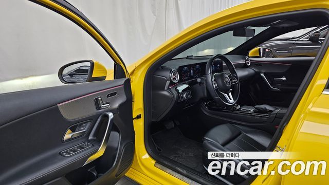 Mercedes-Benz A-Class 2021 — photo 13