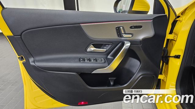 Mercedes-Benz A-Class 2021 — photo 14