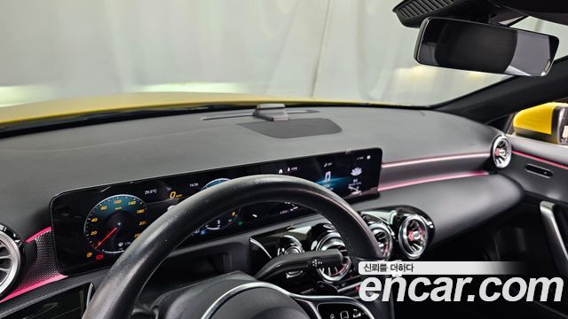 Mercedes-Benz A-Class 2021 — photo 30