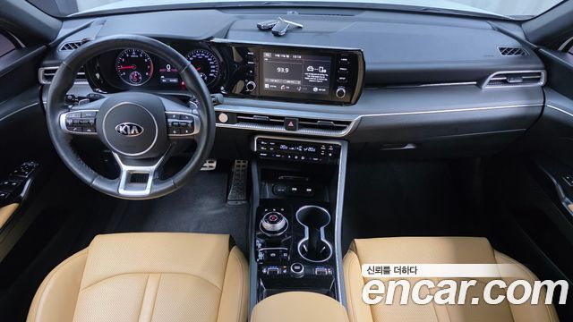 Kia K5 2020 — photo 10