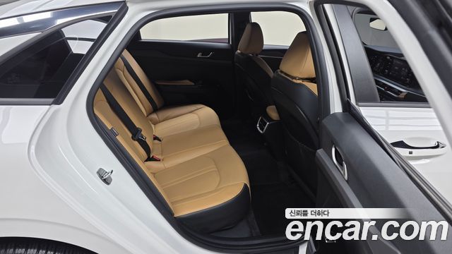 Kia K5 2020 — photo 18