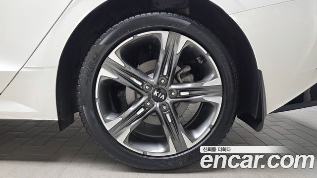 Kia K5 2020 — photo 7