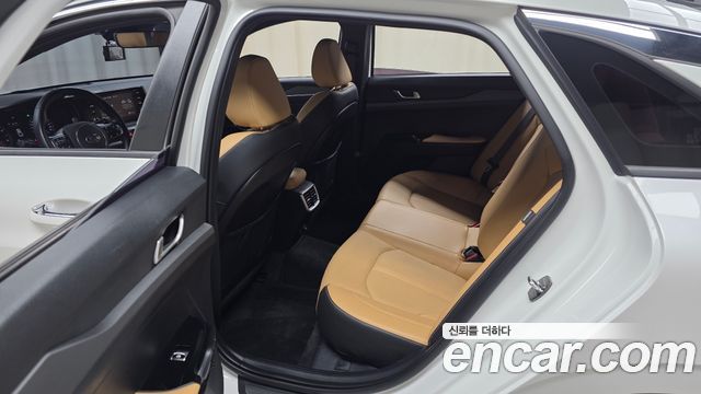Kia K5 2020 — photo 16