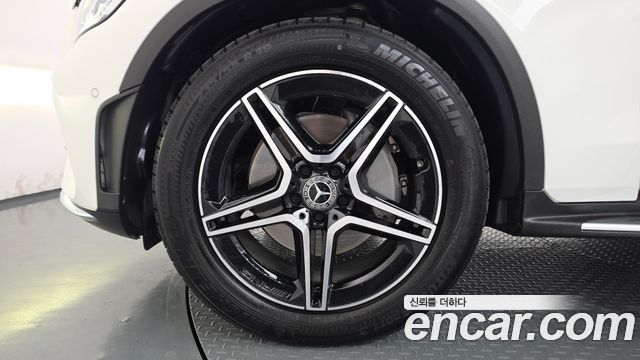 Mercedes-Benz GLC-Class 2021 — photo 5