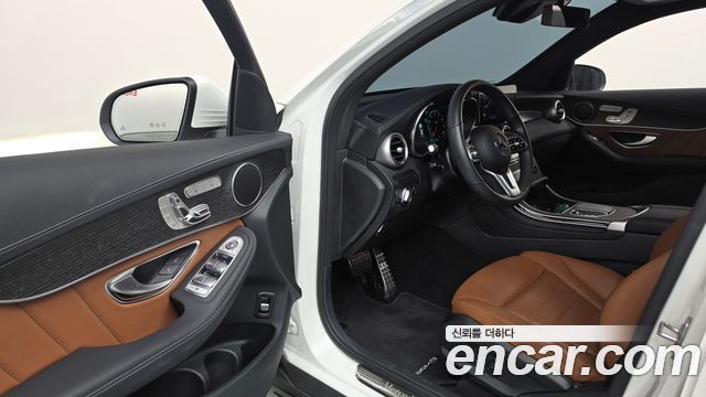 Mercedes-Benz GLC-Class 2021 — photo 10