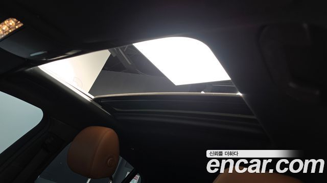 Mercedes-Benz GLC-Class 2021 — photo 18