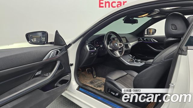 BMW 4-Series 2022 — photo 10