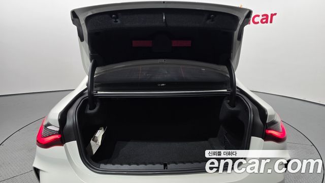 BMW 4-Series 2022 — photo 20