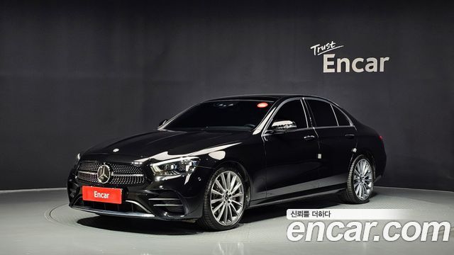 Mercedes-Benz E-Class 2022 — photo 1