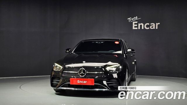 Mercedes-Benz E-Class 2022 — photo 3