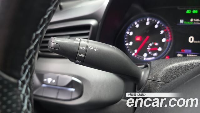 Hyundai Veloster 2019 — photo 26