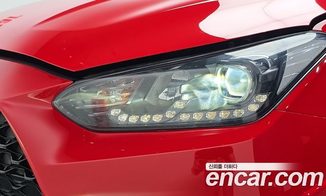 Hyundai Veloster 2019 — photo 8