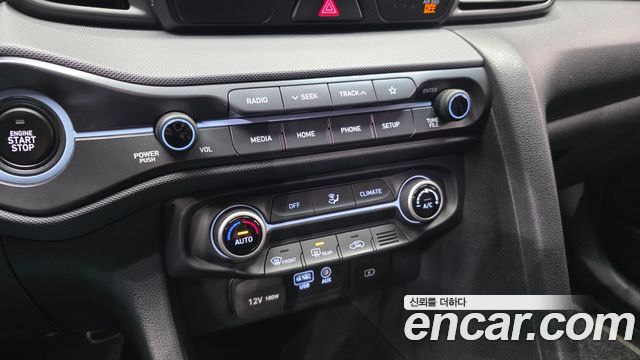 Hyundai Veloster 2019 — photo 27