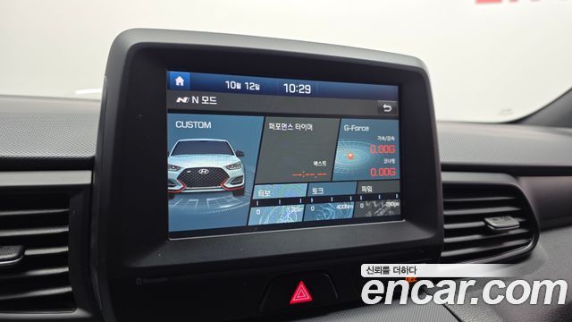 Hyundai Veloster 2019 — photo 29