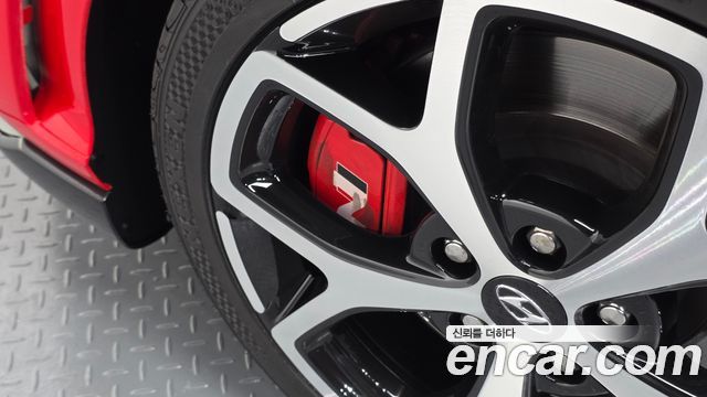 Hyundai Veloster 2019 — photo 31