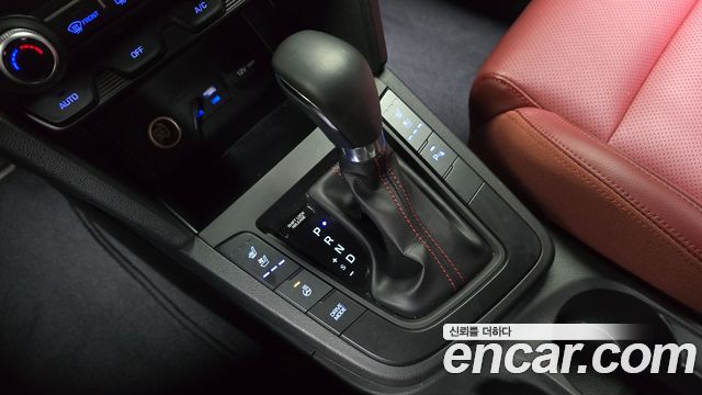 Hyundai AVANTE 2020 — photo 12