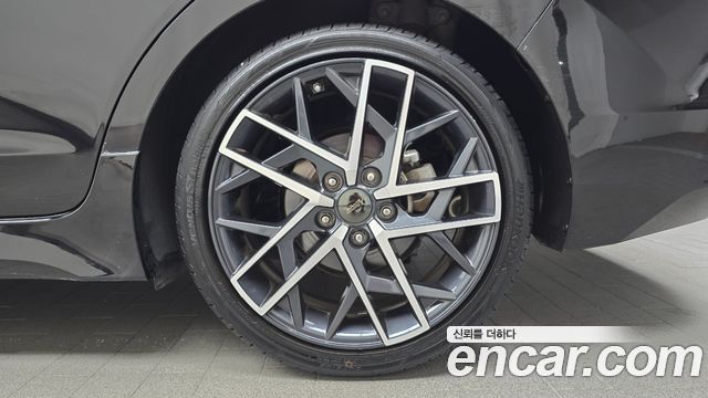 Hyundai AVANTE 2020 — photo 7