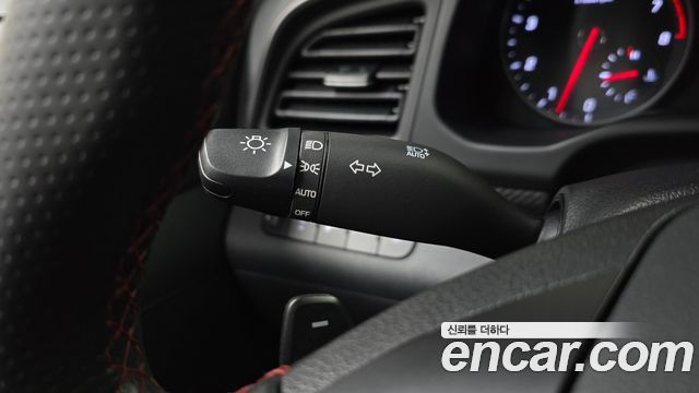 Hyundai AVANTE 2020 — photo 27