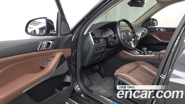 BMW X5 2022 — photo 13
