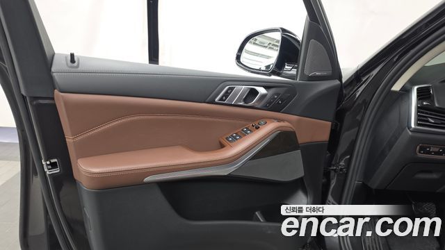 BMW X5 2022 — photo 14
