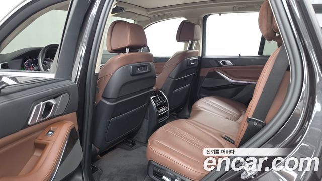 BMW X5 2022 — photo 16