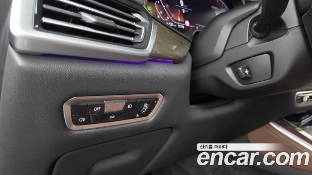 BMW X5 2022 — photo 33