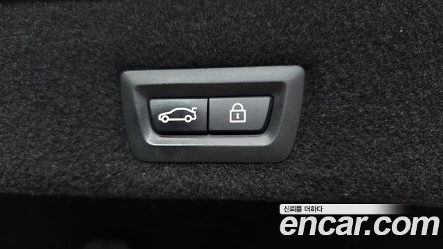 BMW 7-Series 2016 — photo 20
