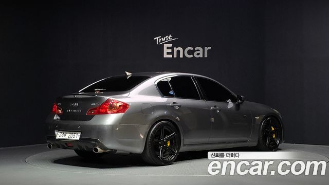 Infiniti G 2010 — photo 2