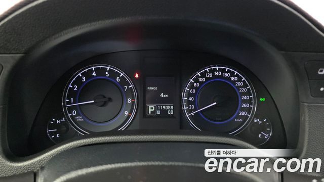 Infiniti G 2010 — photo 8
