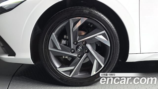 Hyundai AVANTE 2026 — photo 5