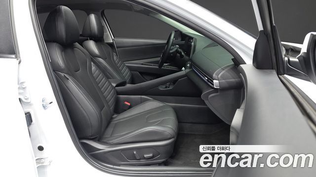 Hyundai AVANTE 2026 — photo 11