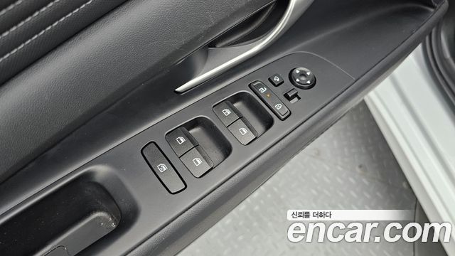Hyundai AVANTE 2025 — photo 14
