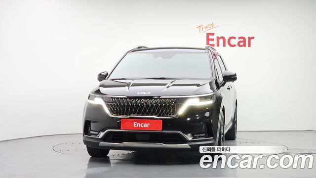 Kia Canival 2023 — photo 3