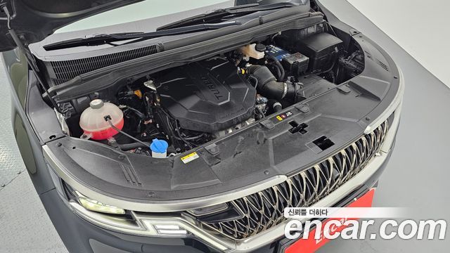 Kia Canival 2023 — photo 6
