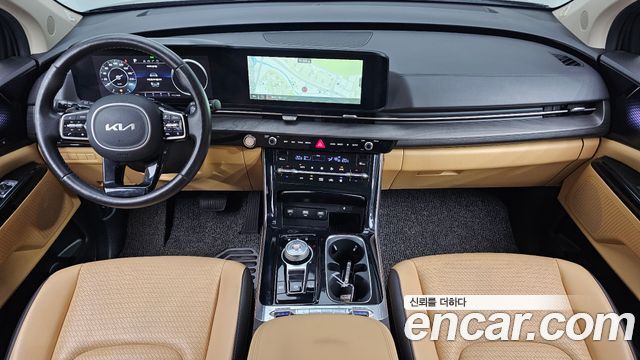 Kia Canival 2023 — photo 7