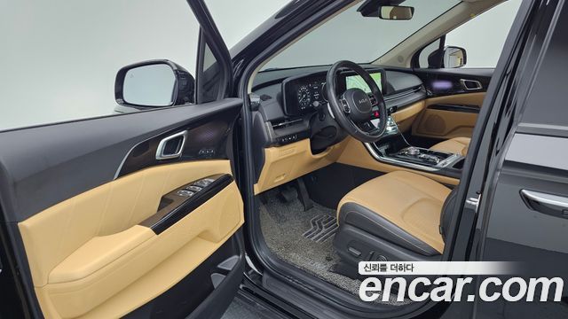 Kia Canival 2023 — photo 10