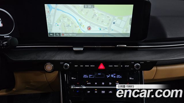 Kia Canival 2023 — photo 15