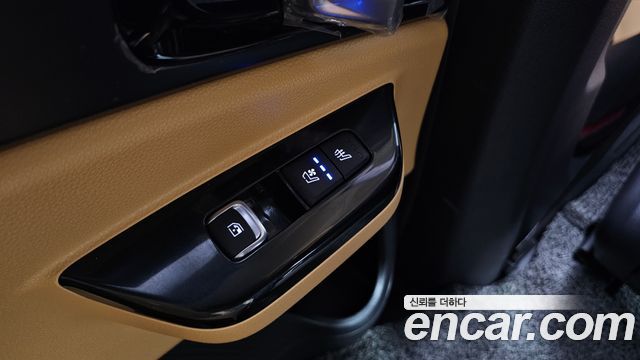 Kia Canival 2023 — photo 19