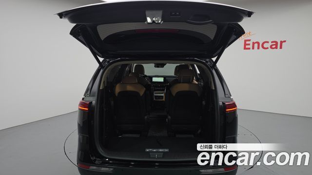 Kia Canival 2023 — photo 20
