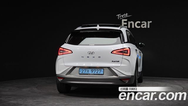Hyundai Nexo 2023 — photo 4