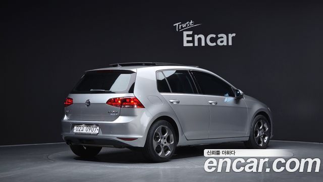 Volkswagen Golf 2016 — photo 2