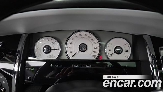 Rolls-Royce Ghost 2019 — photo 8